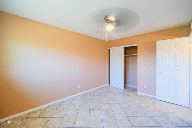 228 Midianite Drive, El Paso, TX 79927