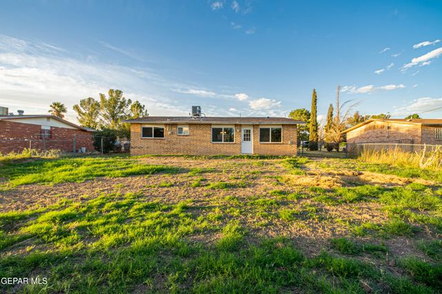 228 Midianite Drive, El Paso, TX 79927