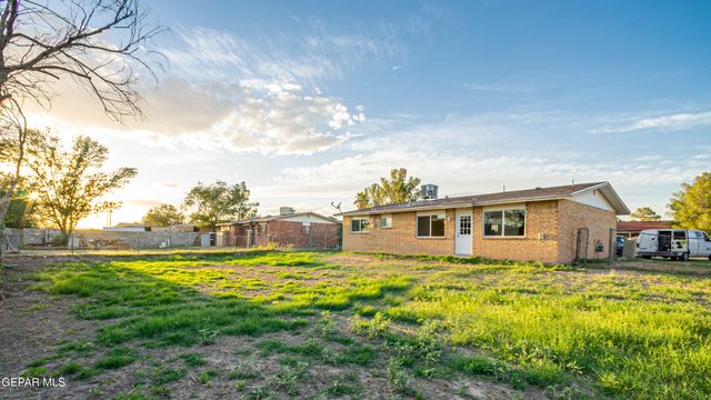 228 Midianite Drive, El Paso, TX 79927