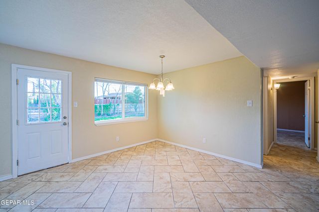 228 Midianite Drive, El Paso, TX 79927