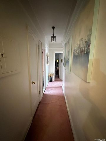 35-40 82 Street 6C, Jackson Heights, NY 11372