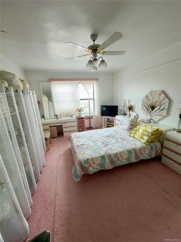 35-40 82 Street 6C, Jackson Heights, NY 11372