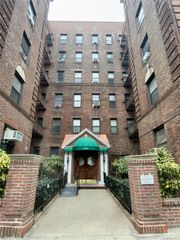 35-40 82 Street 6C, Jackson Heights, NY 11372