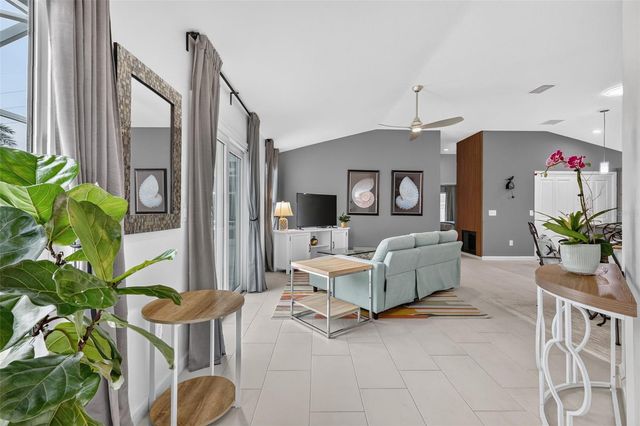 6033 TOMPKINS STREET, The Villages, FL 32163