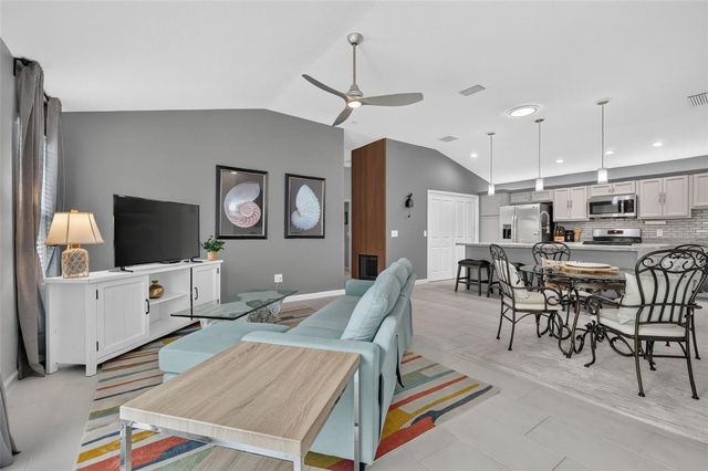 6033 TOMPKINS STREET, The Villages, FL 32163