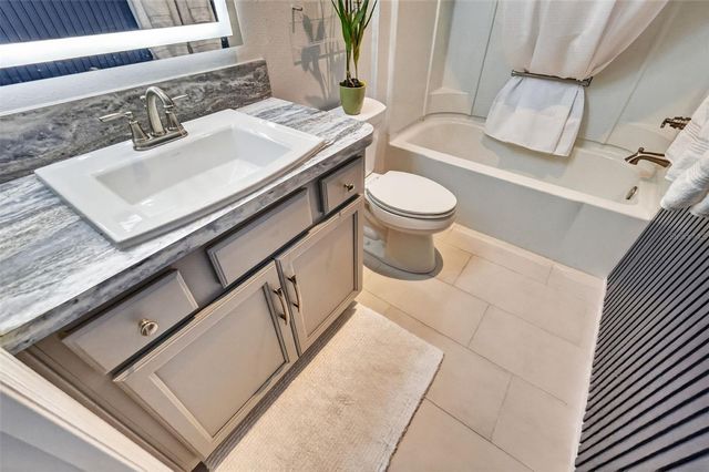 6033 TOMPKINS STREET, The Villages, FL 32163