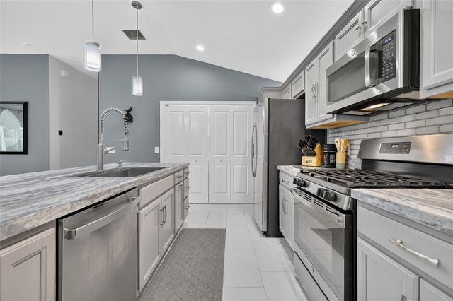 6033 TOMPKINS STREET, The Villages, FL 32163