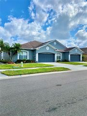 30442 LETTINGWELL CIRCLE, Wesley Chapel, FL 33543
