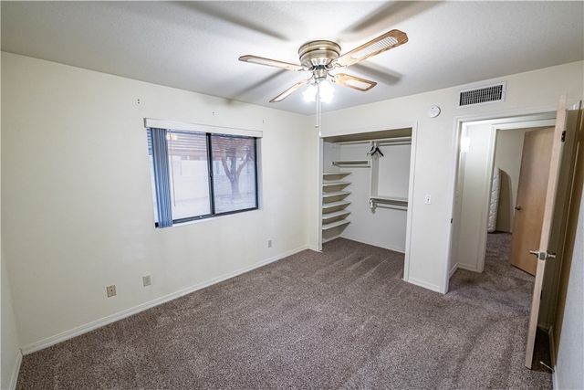 1810 Airfield Avenue, Kingman, AZ 86401