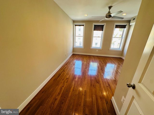 429 E LANVALE ST E, Baltimore, MD 21202