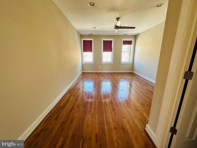 429 E LANVALE ST E, Baltimore, MD 21202