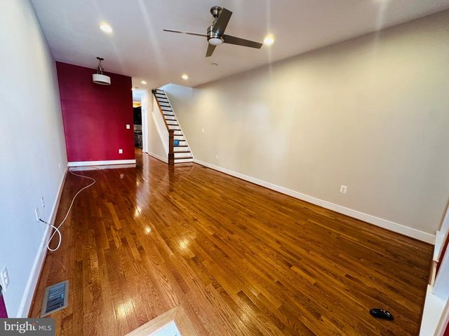 429 E LANVALE ST E, Baltimore, MD 21202