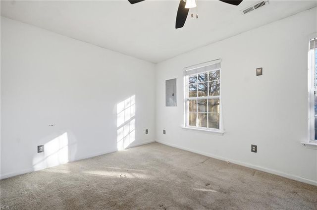 6378 Scottsfield DR, Suffolk, VA 23435