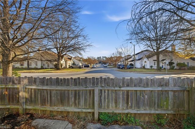 6378 Scottsfield DR, Suffolk, VA 23435