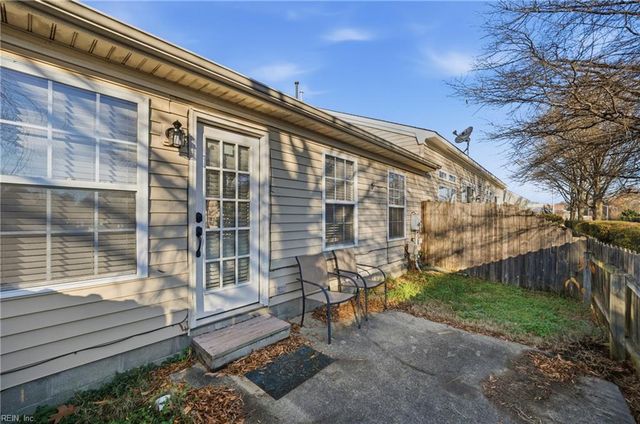 6378 Scottsfield DR, Suffolk, VA 23435