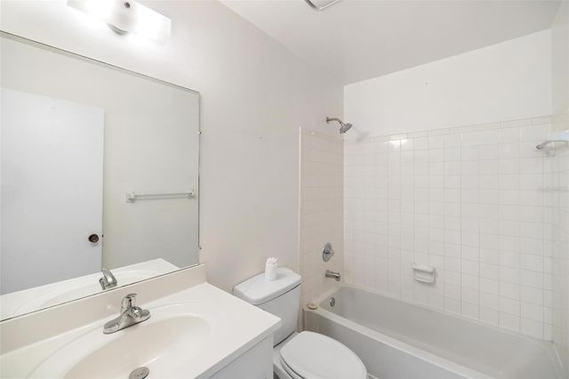 13100 S MCCALL ROAD 122, Port Charlotte, FL 33981