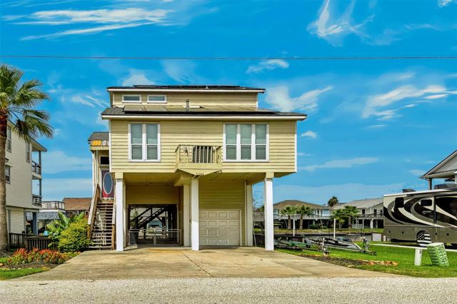 1144 Sailfish Street, Bayou Vista, TX 77563