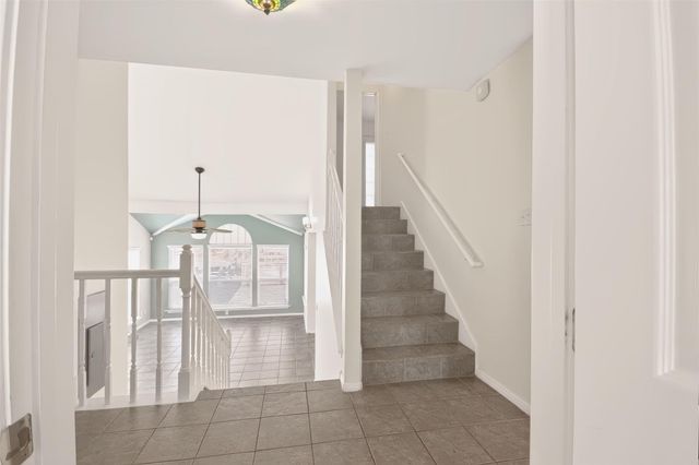 1144 Sailfish Street, Bayou Vista, TX 77563