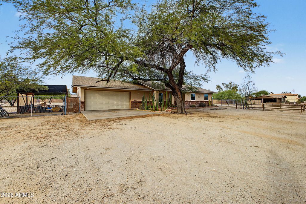 22614 W HAMMOND Drive, Buckeye, AZ 85326 — photo 4
