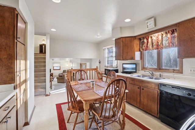 1401 Lewon Drive, Madison, WI 53711