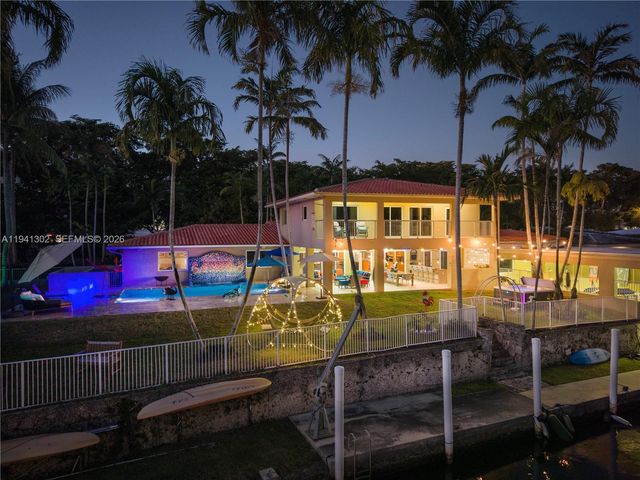 5343 Orduna Dr, Coral Gables, FL 33146