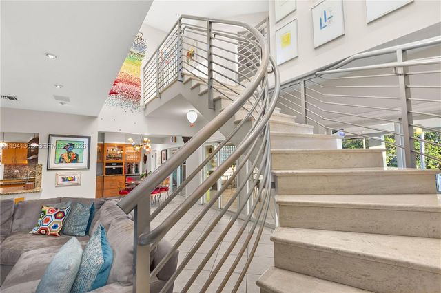 5343 Orduna Dr, Coral Gables, FL 33146