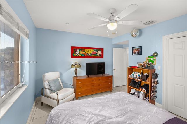 5343 Orduna Dr, Coral Gables, FL 33146