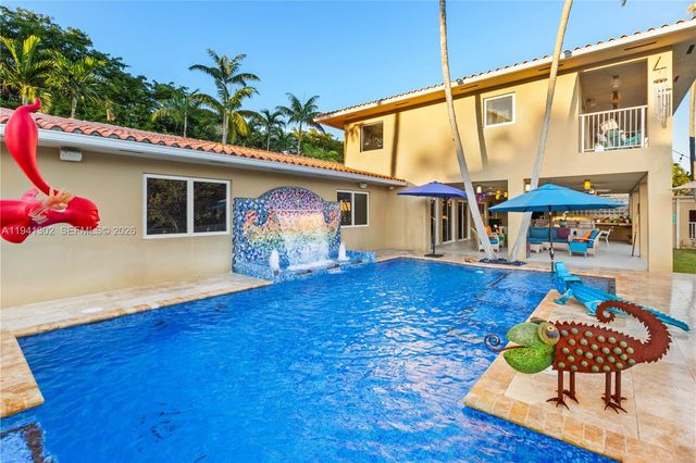 5343 Orduna Dr, Coral Gables, FL 33146