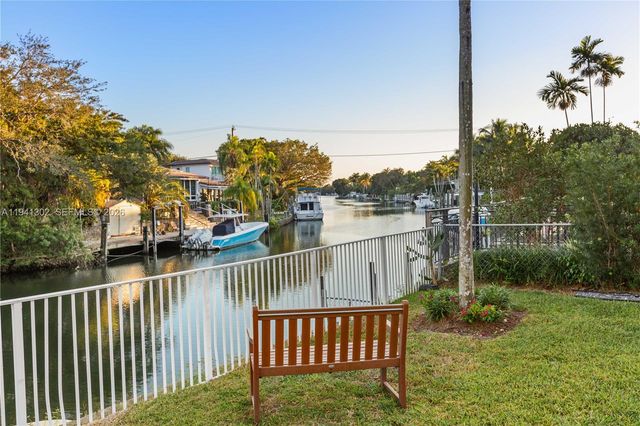 5343 Orduna Dr, Coral Gables, FL 33146