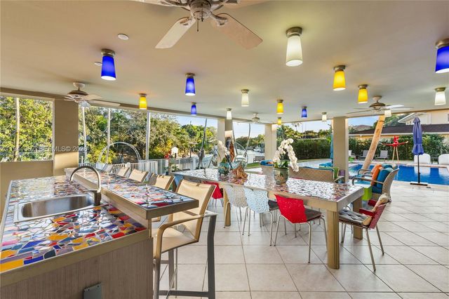 5343 Orduna Dr, Coral Gables, FL 33146