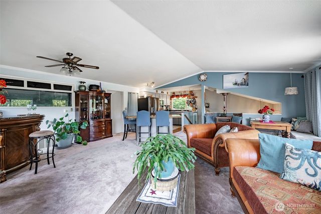 69 North Point Drive, Bellingham, WA 98229
