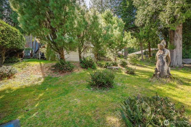 69 North Point Drive, Bellingham, WA 98229