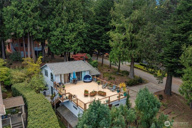 69 North Point Drive, Bellingham, WA 98229
