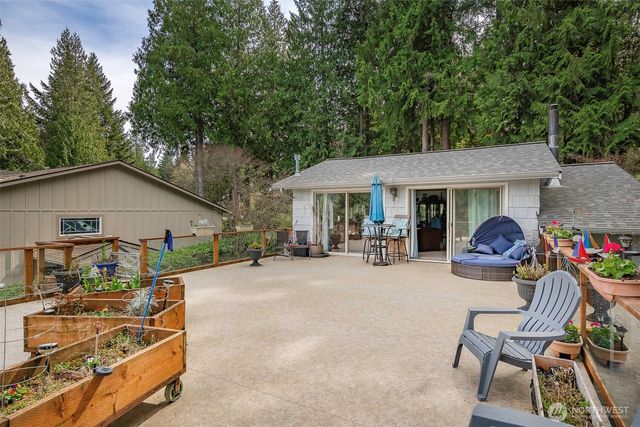 69 North Point Drive, Bellingham, WA 98229