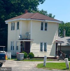 411 N EAST AVE, Vineland, NJ 08360
