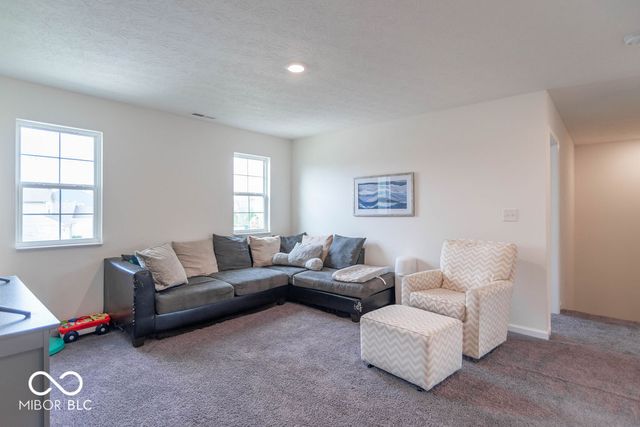 907 Ram Drive, Franklin, IN 46131