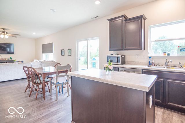 907 Ram Drive, Franklin, IN 46131
