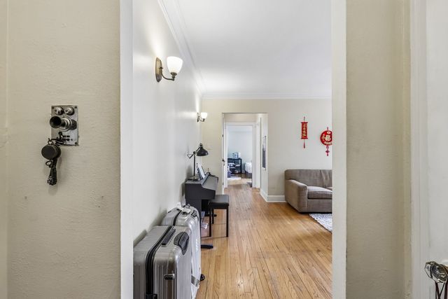 1755 E 55th Street 605, Chicago, IL 60615