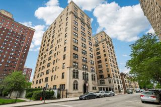 1755 E 55th Street 605, Chicago, IL 60615