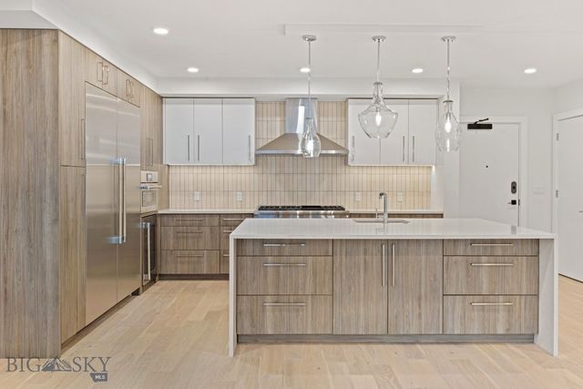 315 N Tracy Avenue 104, Bozeman, MT 59715