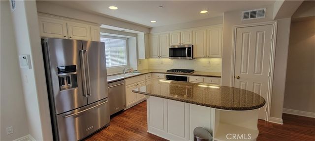 4110 W Kling, Burbank, CA 91505