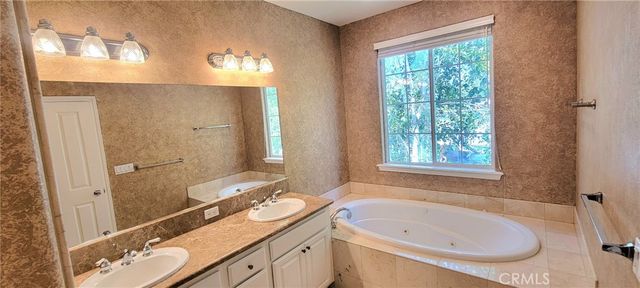 4110 W Kling, Burbank, CA 91505