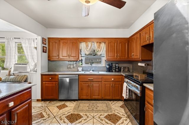 504 Walnut St, Roselle Boro, NJ 07203
