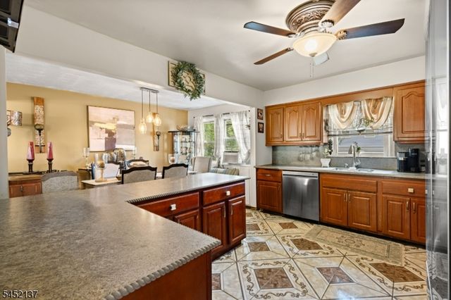 504 Walnut St, Roselle Boro, NJ 07203