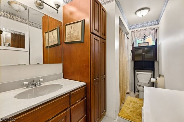 504 Walnut St, Roselle Boro, NJ 07203