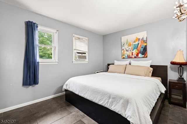 504 Walnut St, Roselle Boro, NJ 07203