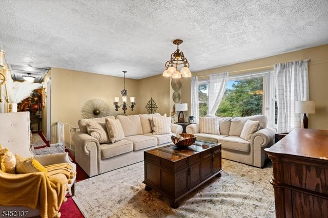 504 Walnut St, Roselle Boro, NJ 07203