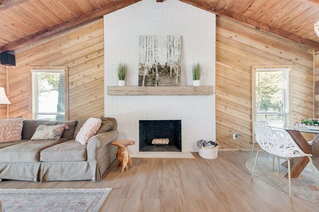 229 Lakeside Drive, West Tawakoni, TX 75474