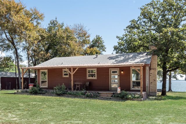 229 Lakeside Drive, West Tawakoni, TX 75474
