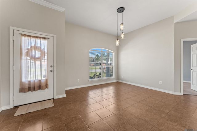 11078 Iberia Dr, Denham Springs, LA 70726